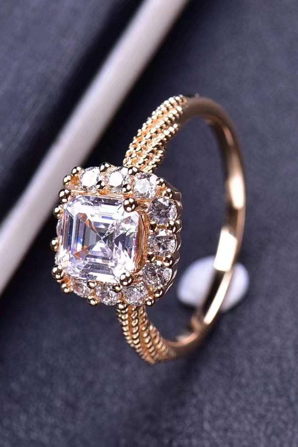 1 Carat Moissanite Twisted Ring Carauana Store