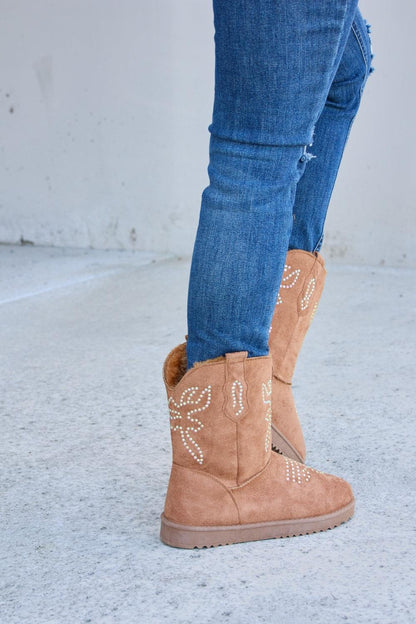 Forever Link Rhinestone Furry Flat Boots Carauana Store