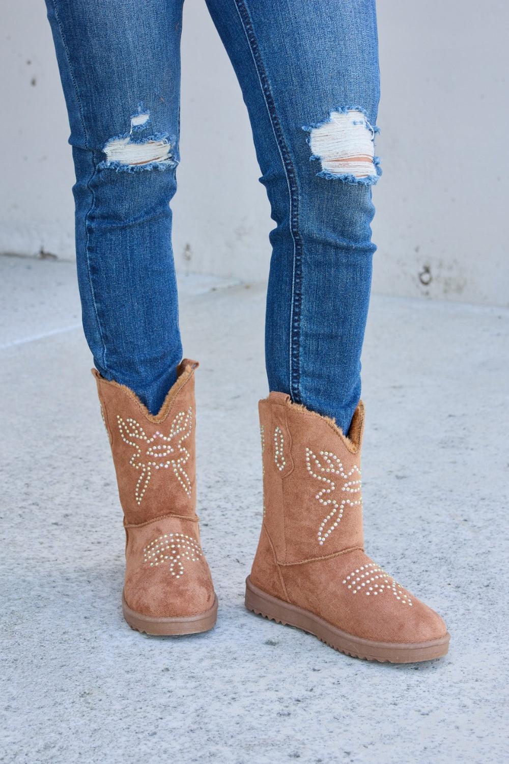 Forever Link Rhinestone Furry Flat Boots Carauana Store