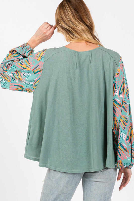 SAGE + FIG Ruched Round Neck Printed Bubble Sleeve Top Carauana Store