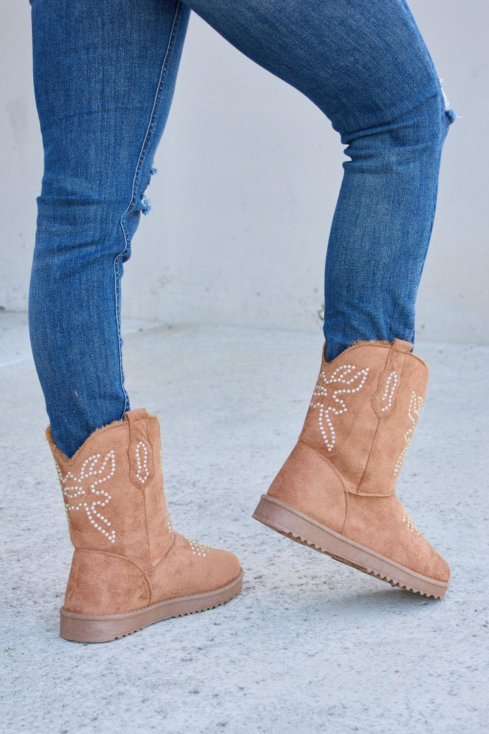 Forever Link Rhinestone Furry Flat Boots Carauana Store