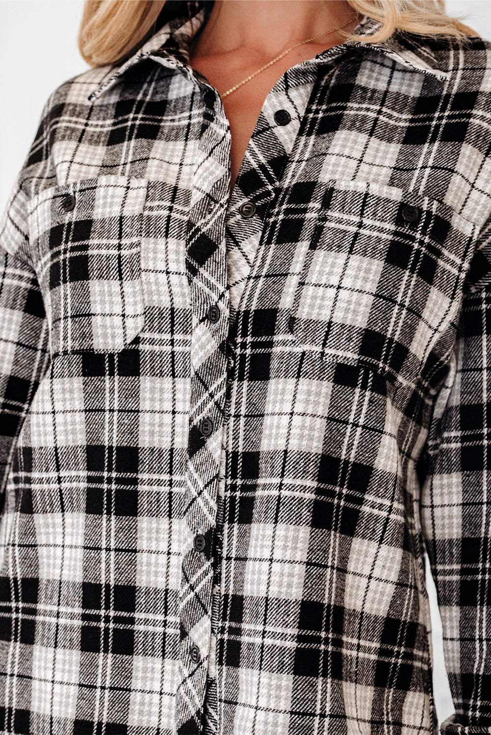 Black Plaid Print Chest Pockets Buttoned Shirt