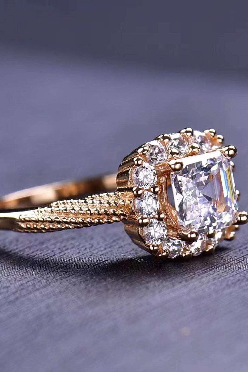 1 Carat Moissanite Twisted Ring Carauana Store