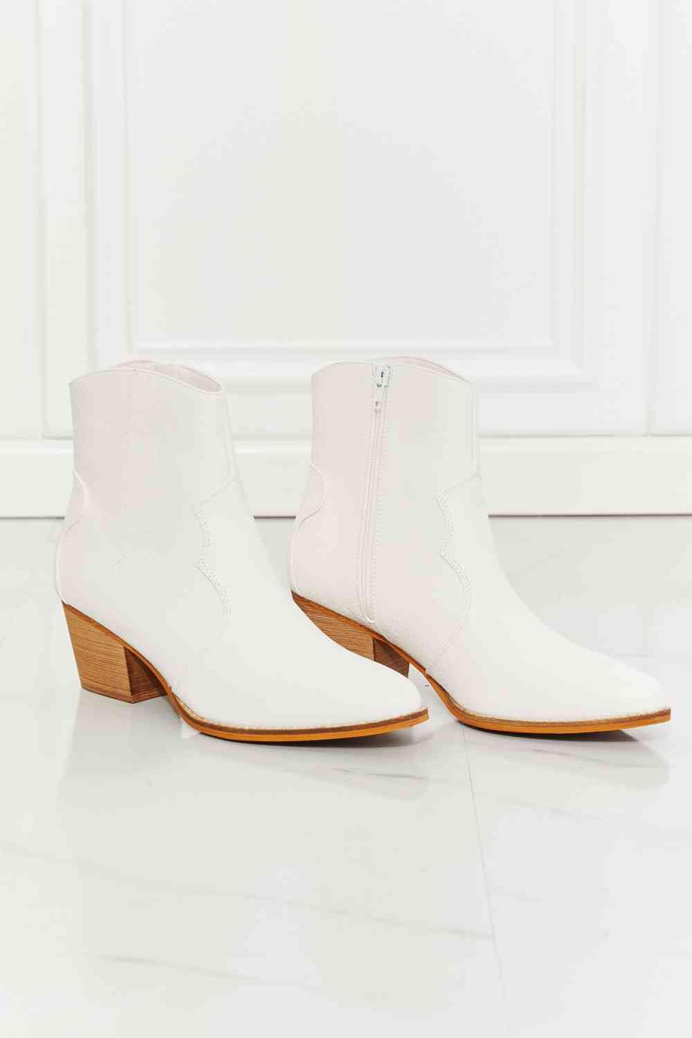 MMShoes Watertower Town Faux Leather Western Ankle Boots in White Carauana Store