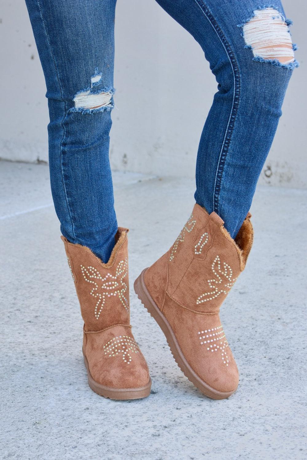 Forever Link Rhinestone Furry Flat Boots Carauana Store
